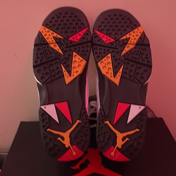 Jordan 7 Cardinal Size 8 - Picture 2 of 4
